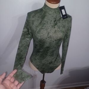 Fashion Nova- Chelsea Long Sleeve Bodysuit- W Sz Small